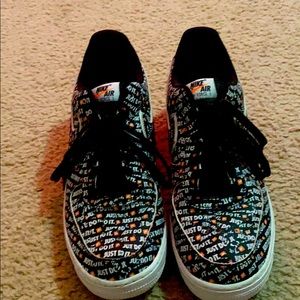 AIR FORCE 1 LOW '07 LV8 'JUST DO IT'